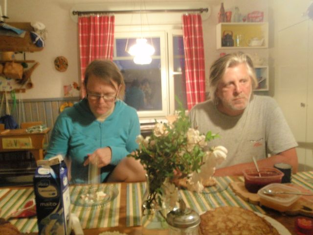 Aamiaispöydässä