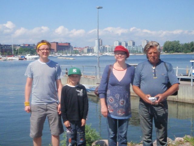 Helsingin rannassa